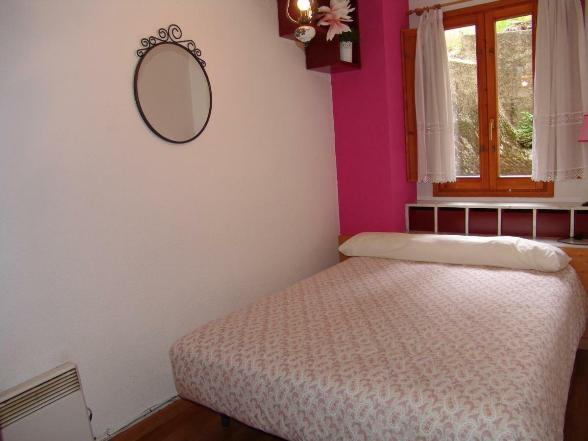 Apartamento En Sallent De Gallego Bagian luar foto